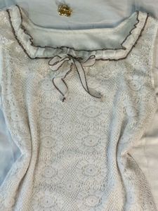 Lace Fitted Frill Top