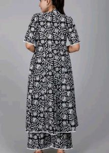 Black &amp; White Floral Kurta Set