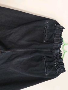 Black Jeans