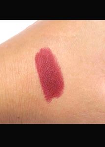 MYGLAMM UITIMATTE  MATTE LIPSTICK - APPLE RED