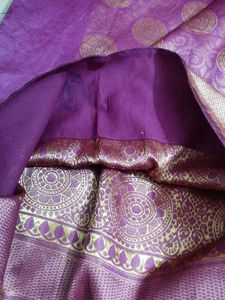 Last PriceWith Blouse Banarsi Sari Good👍