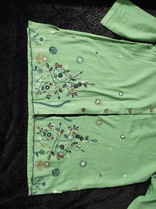 🌸Sage Green Embroidered Tunic On Sale!