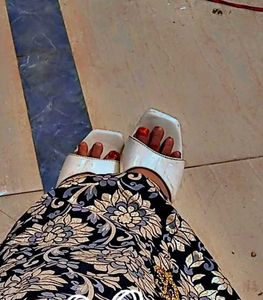 New Stylish White Heel Sandal For Girls And Women.