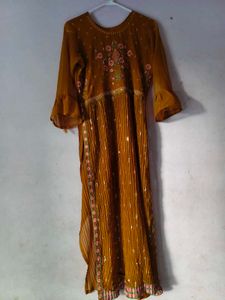 Kurta Sets &amp; Suits