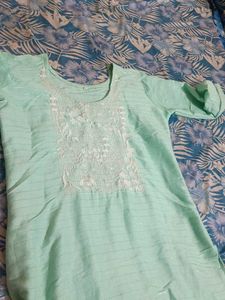 Elegant Embroidered Kurta