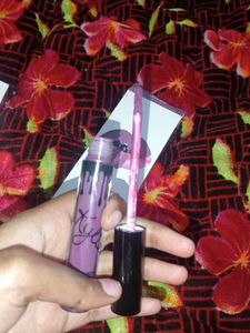 Kylie Lovebite +Kylie Kkw With Lipliner