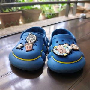 Cute Blue Clogs size EU 21