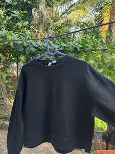 Black H&M Sweatshirt