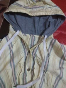 Crop Top With Cap