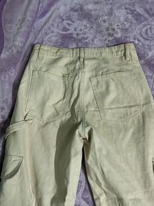 White Cargos