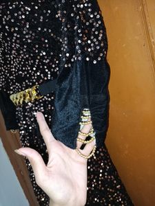 Black Velvet Siqunce Dress