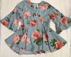 Blue Peplum Top 💕