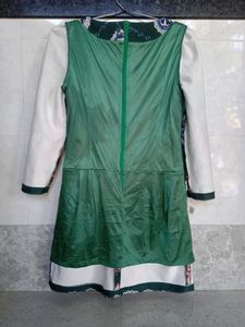 Green Top.. XL
