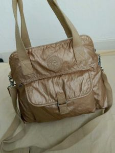 Kipling Authentic