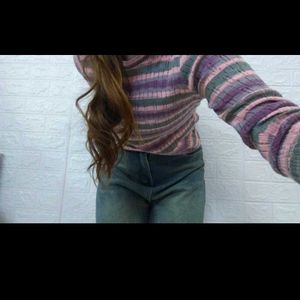 block knite pullover top