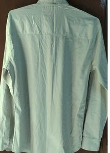 Levi&#39;s Classic Button-Down Shirt