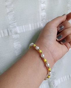 COMBO : Pearls Bracelet AND Dazzling Earrings