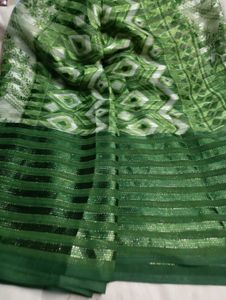 Elegant Green Floral Saree without blouse