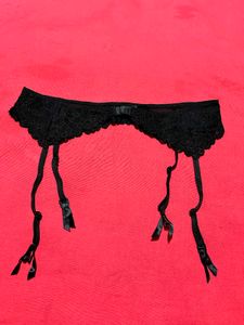 Black Lace Garter Belt (Size M/L)