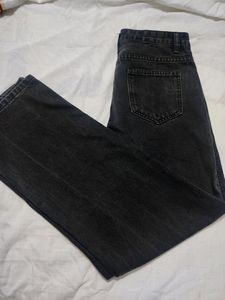 Wide Straight Fit Jeans