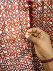 Kurti For Men And Women With A Beautiful Colour