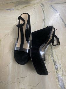 Price Drop 🎊Black Block Heels 👠New