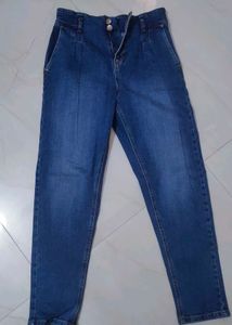 Vintage High-Waisted Jeans