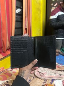Eske Black Leather Wallet