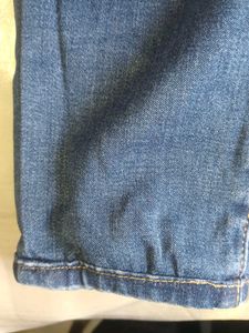 Levi&#39;s 711 Skinny Jeans Mid Rise