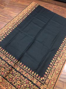Elegant Black Wollen Shawl