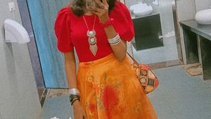 Athena Sweetheart Neck Puff Sleeve Top