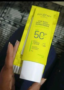Dot &amp; Key Swim + Sports Sunscreen