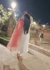 Elegant White Kurta with Pink Dupatta