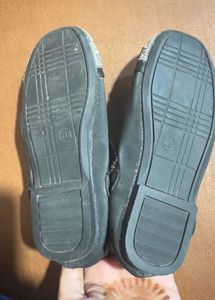 Cute Girls&#39; Black Flats