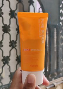 A&#39;pieu Pure Block Daily Sun Cream