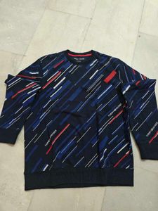 Men Tommy Sweater Hardly Used