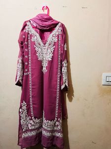 Elegant Rose Pink Embroidered Pakistani Suit