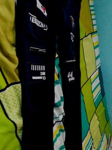 Stylish Blue Jeans with Patches