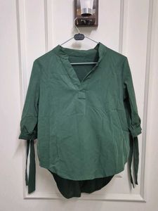 Solid Green Top