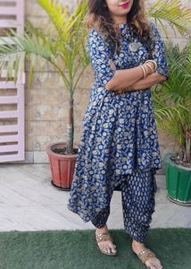 Lisa&#39;s Kurta And Dhoti Pant