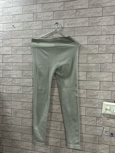 Sage Green Ribbed Leggings