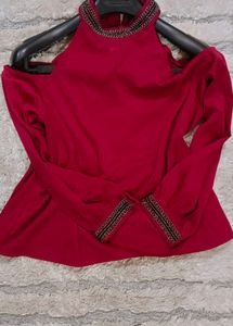 Elegant Magenta Cold Shoulder Top