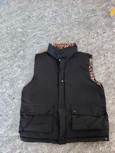 Reversible Leopard Print And BlackPuffer Ves