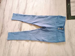 Legging Or Track Pant