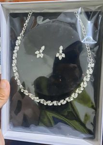 Sparkling Necklace &amp; Earring Set