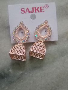 This Is Very Beautiful Eearing
