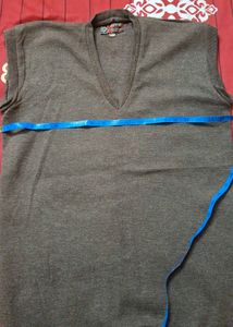 Half Sleeves Sweater