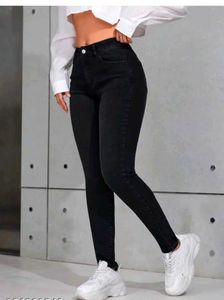 Black Skinny Jeans