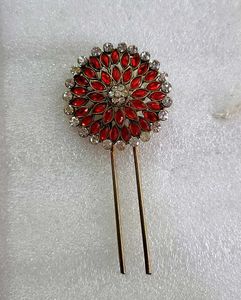 HAIRCOMB PIN