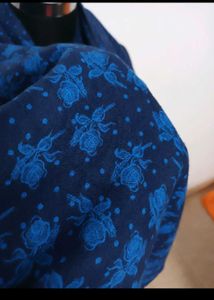 Blue Floral soft Print Scarf..